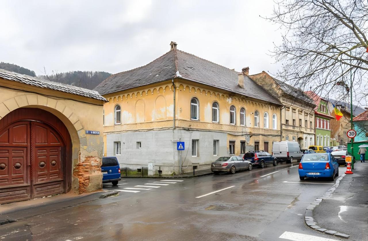 Golden Greens Studio - Mountain Scenery Brasov Exterior photo